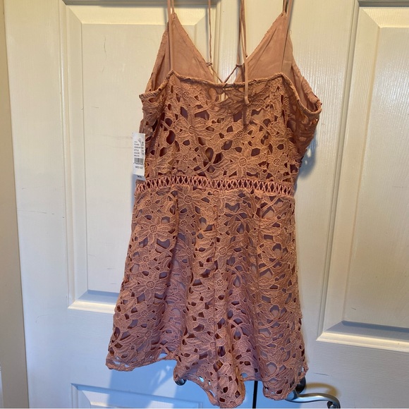 New! Romper Kendall + Kylie - Picture 5 of 11